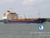 Nafta-/keemialaev müügiks