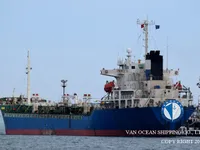 Nafta-/keemialaev müügiks