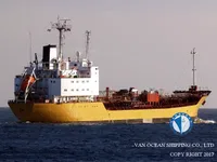 Nafta-/keemialaev müügiks