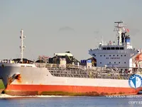 Nafta-/keemialaev müügiks