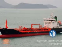 Nafta-/keemialaev müügiks