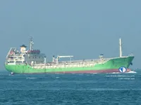 Nafta-/keemialaev müügiks
