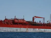 Nafta-/keemialaev müügiks