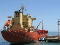Nafta-/keemialaev müügiks