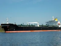 Nafta-/keemialaev müügiks