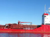 Nafta-/keemialaev müügiks
