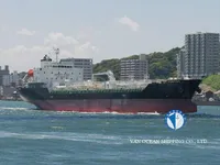 Nafta-/keemialaev müügiks
