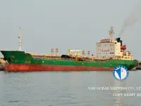 Nafta-/keemialaev müügiks