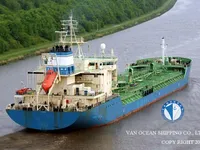 Nafta-/keemialaev müügiks