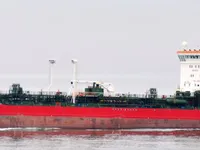 Nafta-/keemialaev müügiks