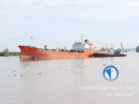 Nafta-/keemialaev müügiks