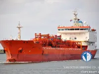 Nafta-/keemialaev müügiks