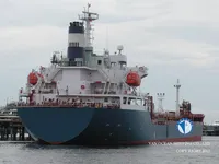Nafta-/keemialaev müügiks