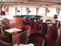 Ujuv hotell müügiks