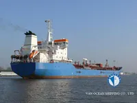 Nafta-/keemialaev müügiks