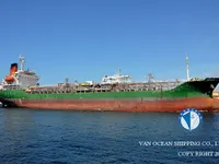 Nafta-/keemialaev müügiks