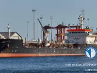 Nafta-/keemialaev müügiks