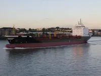 Nafta-/keemialaev müügiks