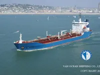 Nafta-/keemialaev müügiks
