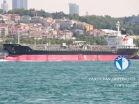 Nafta-/keemialaev müügiks