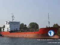 Nafta-/keemialaev müügiks