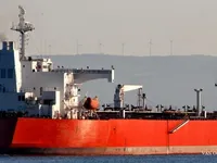 Nafta-/keemialaev müügiks