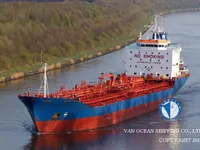Nafta-/keemialaev müügiks