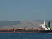 Nafta-/keemialaev müügiks