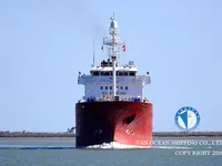 Nafta-/keemialaev müügiks