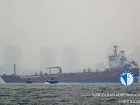 Nafta-/keemialaev müügiks