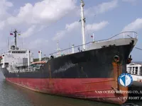 Nafta-/keemialaev müügiks