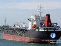 Nafta-/keemialaev müügiks