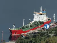 Nafta-/keemialaev müügiks