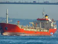 Nafta-/keemialaev müügiks