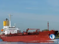 Nafta-/keemialaev müügiks