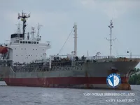 Nafta-/keemialaev müügiks