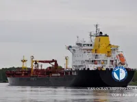 Nafta-/keemialaev müügiks
