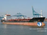 Nafta-/keemialaev müügiks