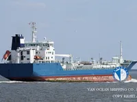 Nafta-/keemialaev müügiks
