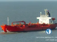 Nafta-/keemialaev müügiks