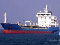 Nafta-/keemialaev müügiks