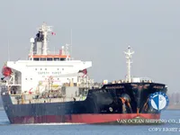Nafta-/keemialaev müügiks