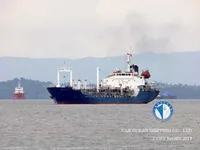 Nafta-/keemialaev müügiks