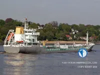 Nafta-/keemialaev müügiks