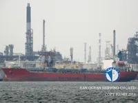 Nafta-/keemialaev müügiks