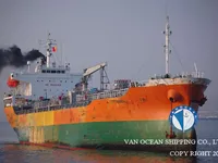 Nafta-/keemialaev müügiks