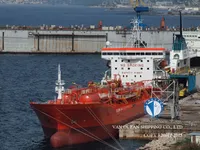 Nafta-/keemialaev müügiks