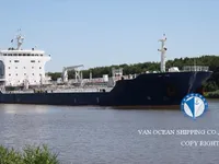 Nafta-/keemialaev müügiks