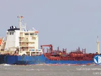 Nafta-/keemialaev müügiks