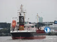 Nafta-/keemialaev müügiks